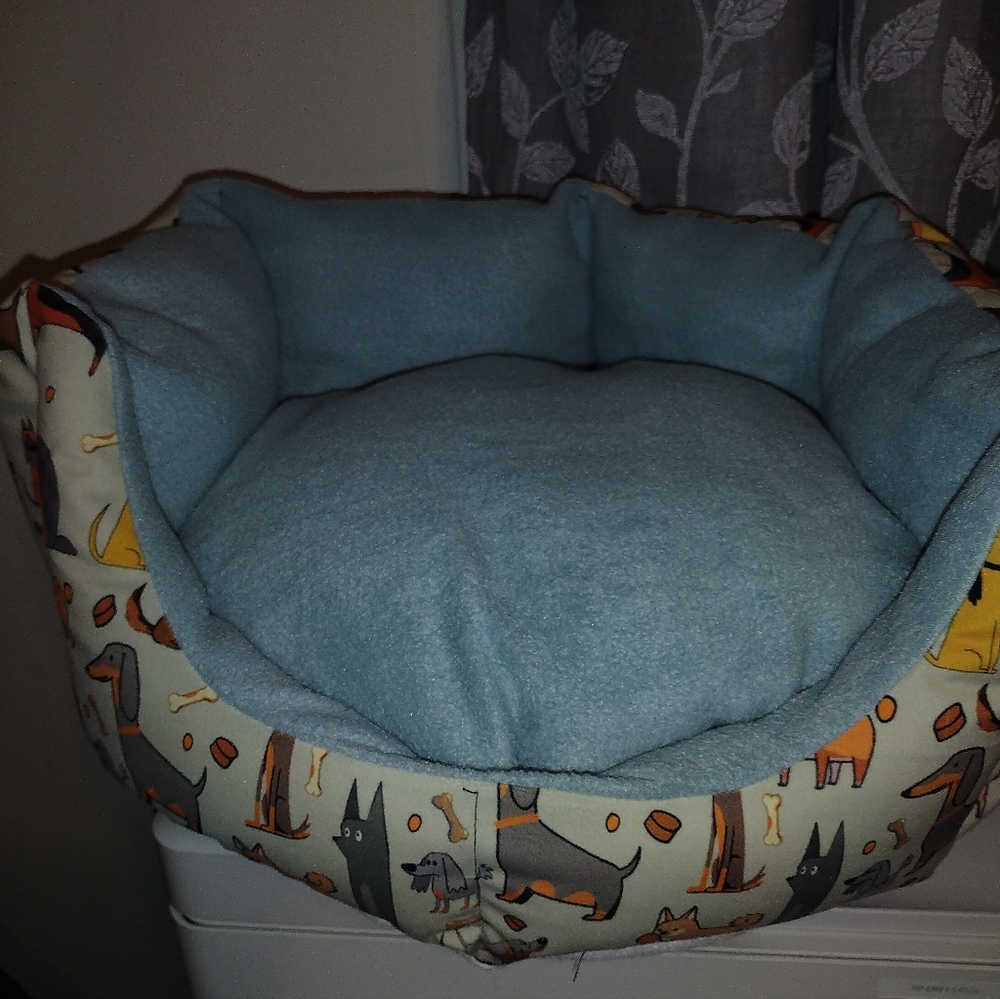 Plush Light Blue Dog Bed with Cartoon Dogs Pattern - Picture 5 of 5